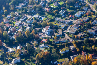 Vue aérienne de Chemin de Strähler à le quartier Durlach in Karlsruhe dans le département Bade-Wurtemberg, Allemagne