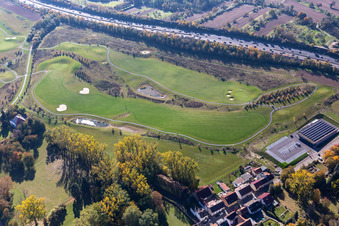 Vue aérienne de Terrain du parcours de golf Golfpark Karlsruhe GOLF absolu à le quartier Hohenwettersbach in Karlsruhe dans le département Bade-Wurtemberg, Allemagne
