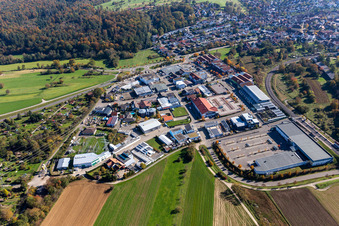 Vue aérienne de Quartier Langensteinbach in Karlsbad dans le département Bade-Wurtemberg, Allemagne