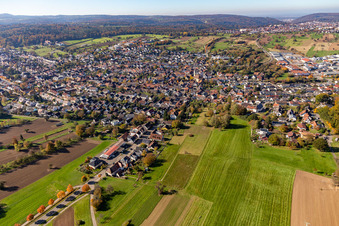 Quartier Langensteinbach in Karlsbad dans le département Bade-Wurtemberg, Allemagne vue d'en haut