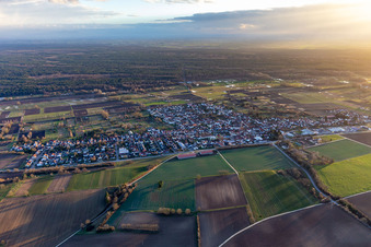 Steinfeld dans le département Rhénanie-Palatinat, Allemagne vue du ciel