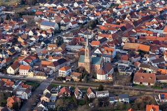 Vue aérienne de Saint-Étienne à Lambsheim dans le département Rhénanie-Palatinat, Allemagne