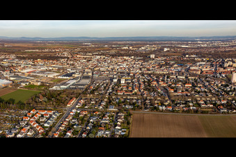 Vue aérienne de Ouest à Frankenthal dans le département Rhénanie-Palatinat, Allemagne