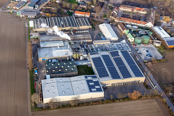 Vue aérienne de Usine Intersnack Deutschland SE Petersau à le quartier Mörsch in Frankenthal dans le département Rhénanie-Palatinat, Allemagne