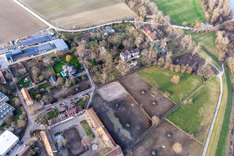Domaine de Petersau à le quartier Mörsch in Frankenthal dans le département Rhénanie-Palatinat, Allemagne d'en haut