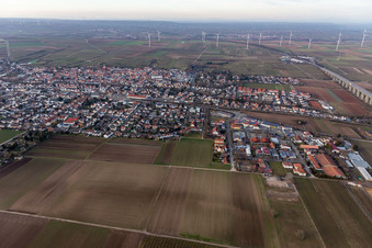 Quartier Pfeddersheim in Worms dans le département Rhénanie-Palatinat, Allemagne d'en haut