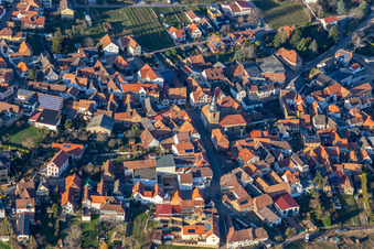Vue aérienne de Église protestante Frankweiler à Frankweiler dans le département Rhénanie-Palatinat, Allemagne