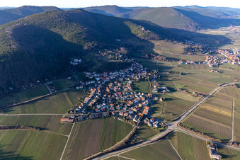 Gleisweiler dans le département Rhénanie-Palatinat, Allemagne hors des airs