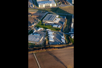 Vue aérienne de TOP LINE Logistics GmbH & Co. KG TRANSAC Société internationale de transport de fret SARL à Rülzheim dans le département Rhénanie-Palatinat, Allemagne