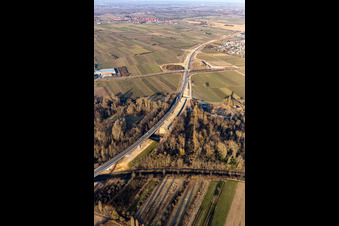 Vue aérienne de Chantier de construction B10 à le quartier Godramstein in Landau in der Pfalz dans le département Rhénanie-Palatinat, Allemagne