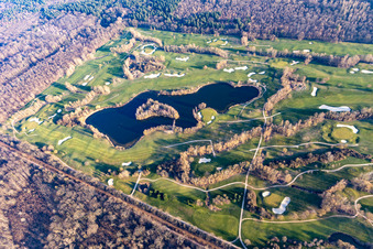 Image drone de Terrain de golf Landgut Dreihof - GOLF absolu à Essingen dans le département Rhénanie-Palatinat, Allemagne