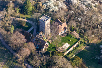 Vue aérienne de Château Saint-Paul à Wissembourg dans le département Bas Rhin, France