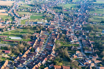 Vue aérienne de Seebach dans le département Bas Rhin, France