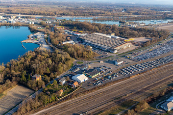 Vue aérienne de Eiffage Métal - Établissement de LAUTERBOURG à Lauterbourg dans le département Bas Rhin, France