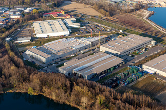 Vue aérienne de Faurecia Interior Systems GmbH ; Groke Doors GmbH, usine Hagenbach à Hagenbach dans le département Rhénanie-Palatinat, Allemagne