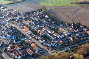 Vue oblique de Trifelsstr à Hagenbach dans le département Rhénanie-Palatinat, Allemagne