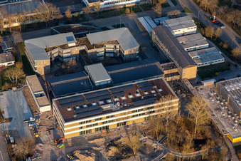 Vue aérienne de Nouvelle école polyvalente intégrée Kandel à Kandel dans le département Rhénanie-Palatinat, Allemagne