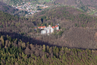 Vue aérienne de Clinique spécialisée Eußerthal à Eußerthal dans le département Rhénanie-Palatinat, Allemagne
