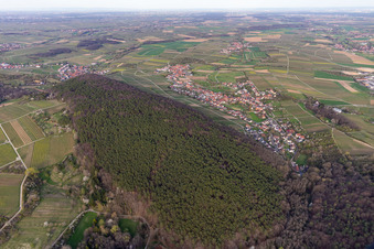 Haardtrand-Wolfsteig à Pleisweiler-Oberhofen dans le département Rhénanie-Palatinat, Allemagne vue d'en haut