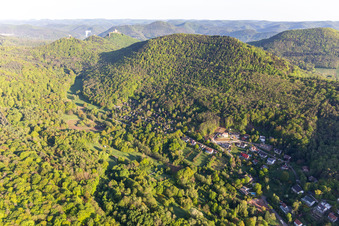 Birnbachtal à Leinsweiler dans le département Rhénanie-Palatinat, Allemagne d'en haut