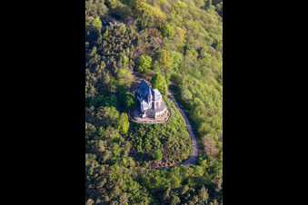 Chapelle Sainte-Anne à Burrweiler dans le département Rhénanie-Palatinat, Allemagne d'en haut