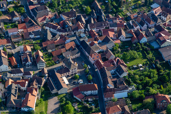 Vue oblique de Weyher in der Pfalz dans le département Rhénanie-Palatinat, Allemagne