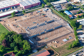 Vue aérienne de Chantier de construction du centre logistique de Hornbach Essingen à le quartier Dreihof in Essingen dans le département Rhénanie-Palatinat, Allemagne