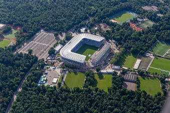 Photographie aérienne de Chantier de construction du nouveau stade du Karlsruher Sport-Club GmbH & Co. KGaA à le quartier Innenstadt-Ost in Karlsruhe dans le département Bade-Wurtemberg, Allemagne