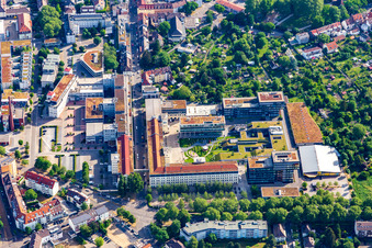 Vue aérienne de RaumFabrik (ancien site Pfaff) à le quartier Durlach in Karlsruhe dans le département Bade-Wurtemberg, Allemagne