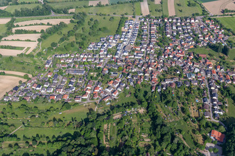 Vue aérienne de Vue du sud-est à le quartier Oberweier in Ettlingen dans le département Bade-Wurtemberg, Allemagne
