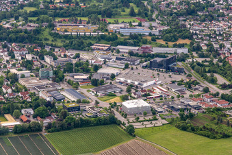 Vue aérienne de Magasin de motos POLO, Medizentrum Eckert Weingarten à Weingarten bei Ravensburg dans le département Bade-Wurtemberg, Allemagne