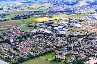 Vue aérienne de Rue Junker à Weingarten bei Ravensburg dans le département Bade-Wurtemberg, Allemagne