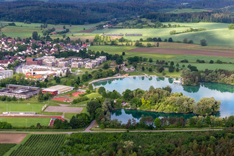 Vue aérienne de Lac du Château à le quartier Mimmenhausen in Salem dans le département Bade-Wurtemberg, Allemagne