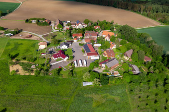 Vue aérienne de Schwende: Emil Höfler International Shipping GmbH & Co. KG à le quartier Herdwangen in Herdwangen-Schönach dans le département Bade-Wurtemberg, Allemagne