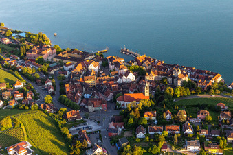 Vue oblique de Meersburg dans le département Bade-Wurtemberg, Allemagne