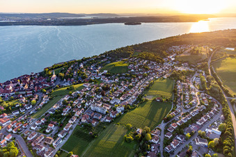 Meersburg dans le département Bade-Wurtemberg, Allemagne d'en haut