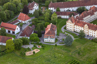 Vue aérienne de Château de l'école Salem à le quartier Stefansfeld in Salem dans le département Bade-Wurtemberg, Allemagne