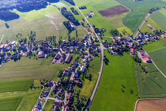 Vue aérienne de Quartier Langenhart in Meßkirch dans le département Bade-Wurtemberg, Allemagne