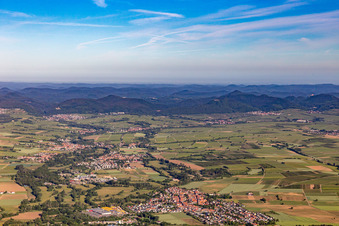 Vue aérienne de Panorama du Palatinat du Sud Klingbachtal à le quartier Billigheim in Billigheim-Ingenheim dans le département Rhénanie-Palatinat, Allemagne