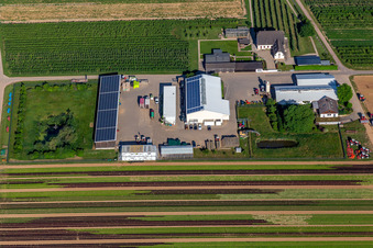Jardin du fermier à Winden dans le département Rhénanie-Palatinat, Allemagne vue d'en haut