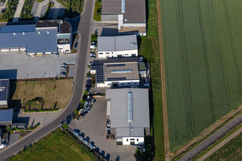 Vue aérienne de Magasin de meubles Weber à Herxheim bei Landau dans le département Rhénanie-Palatinat, Allemagne
