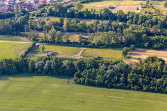 Vue aérienne de Ferme d'autruches de Mhou à Rülzheim dans le département Rhénanie-Palatinat, Allemagne