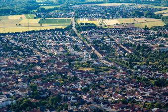Vue aérienne de Rue Kuhardter à Rülzheim dans le département Rhénanie-Palatinat, Allemagne