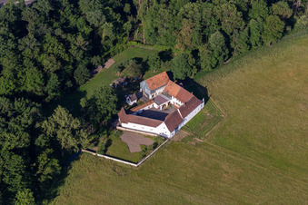 Vue aérienne de Moulin d'Erlenbach à le quartier Minderslachen in Kandel dans le département Rhénanie-Palatinat, Allemagne