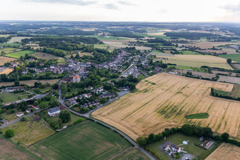 Vue aérienne de Coudrecieux dans le département Sarthe, France
