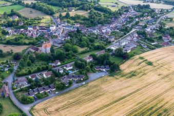 Vue aérienne de Coudrecieux dans le département Sarthe, France