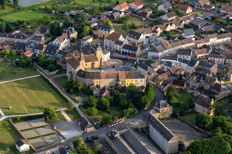 Vue aérienne de Château de Bouloire à Bouloire dans le département Sarthe, France