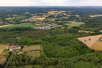 Photographie aérienne de Dollon dans le département Sarthe, France