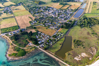 Vue oblique de Plobannalec-Lesconil dans le département Finistère, France