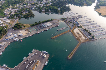 Vue oblique de Marina - Port de Plaisance à Loctudy dans le département Finistère, France